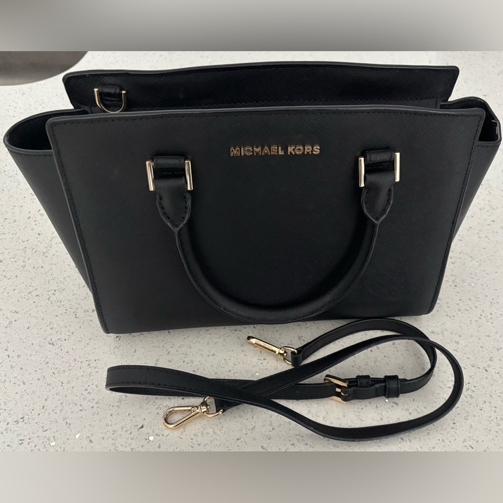 Michael Kors Selma Black Handbag
